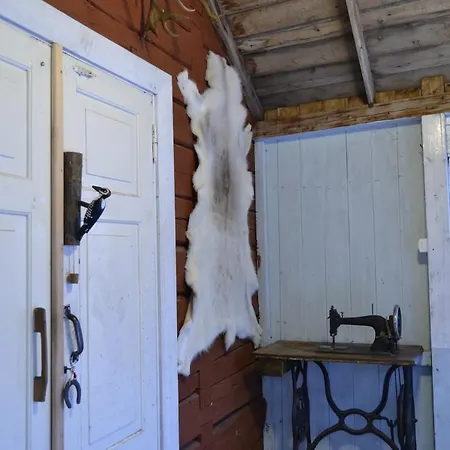 Idyllic Peltola 木屋